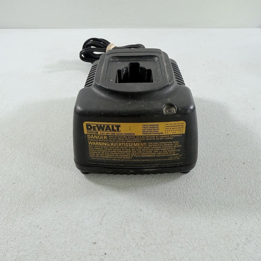 Genuine OEM DeWalt DW9108 9.6V-18V 1-Hour NiCd Tool Battery Charger TESTED